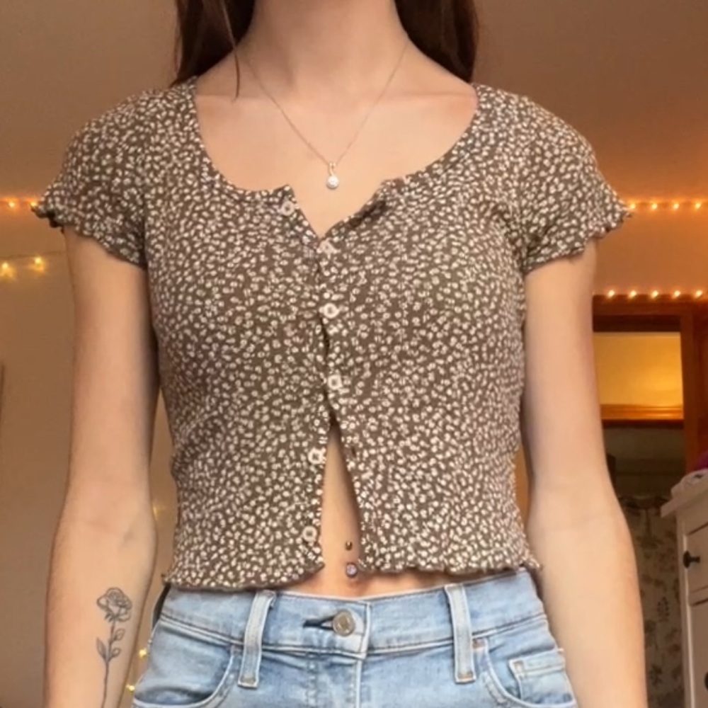 Brandy Melville Brown Floral Button-Up Blouse